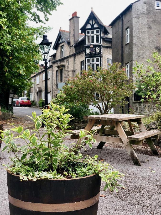 The Wheatsheaf At Beetham 호텔 Sandside  외부 사진