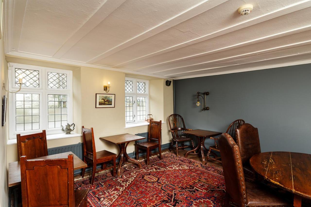The Wheatsheaf At Beetham 호텔 Sandside  외부 사진