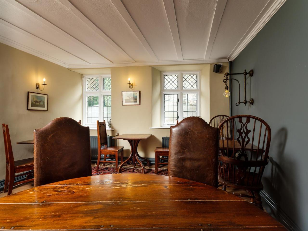 The Wheatsheaf At Beetham 호텔 Sandside  외부 사진